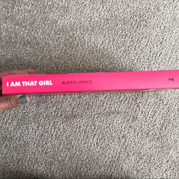 2 for $12 📖 I am That Girl by Alexis Jones - Picture 6 of 7